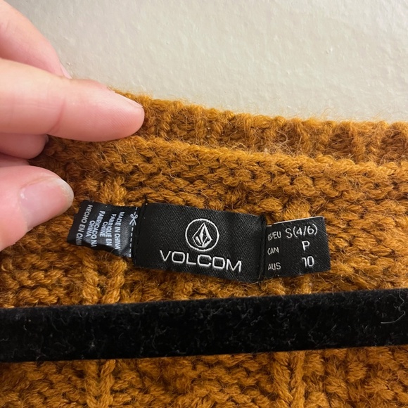 Volcom Bingable Cable Bronze Golden Yellow Knit Sweater - Picture 2 of 5